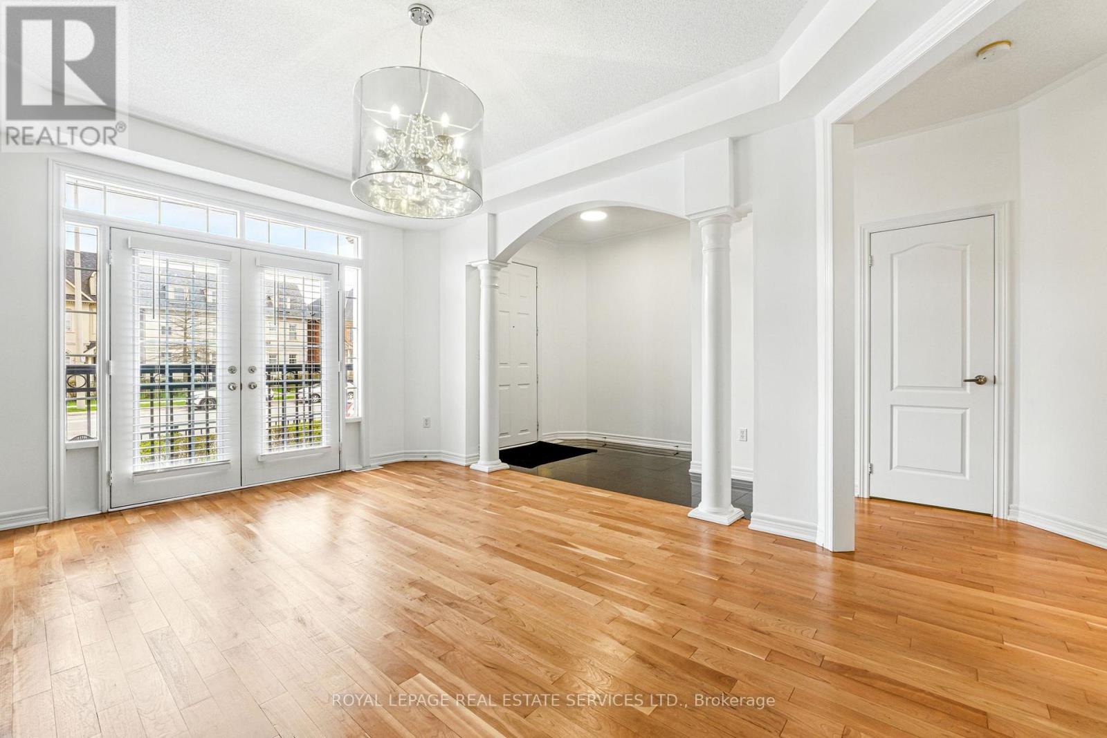 3349 EGLINTON AVENUE W