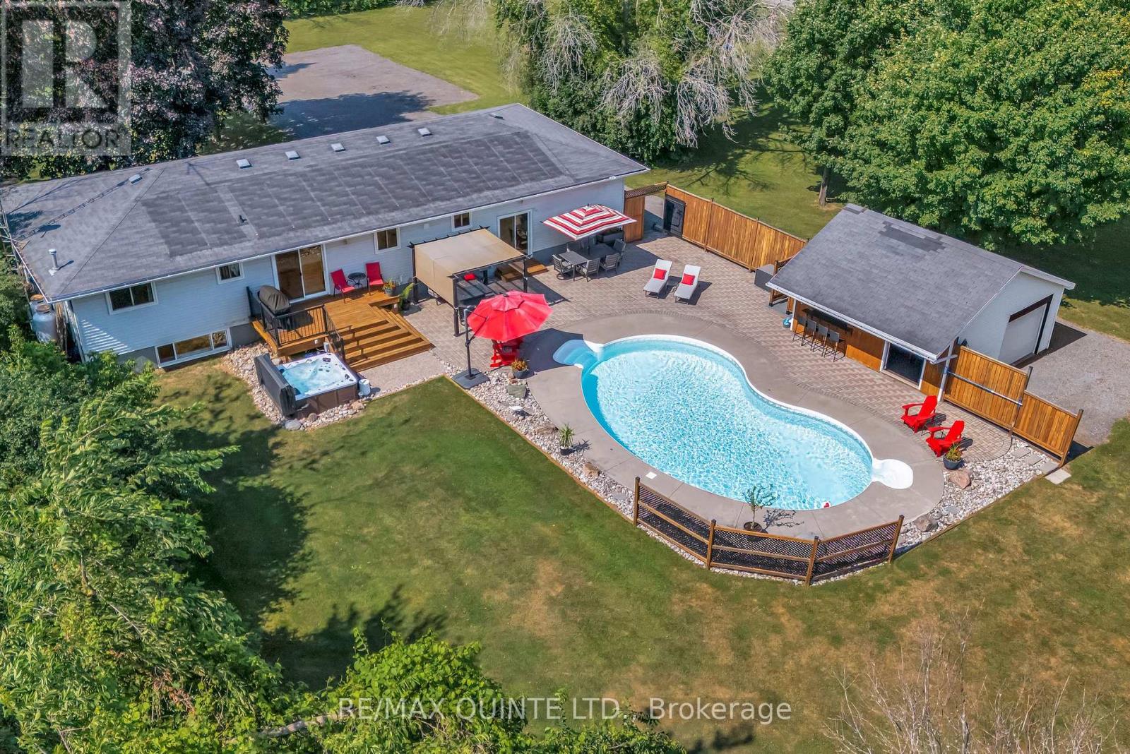 758 LAZIER ROAD
