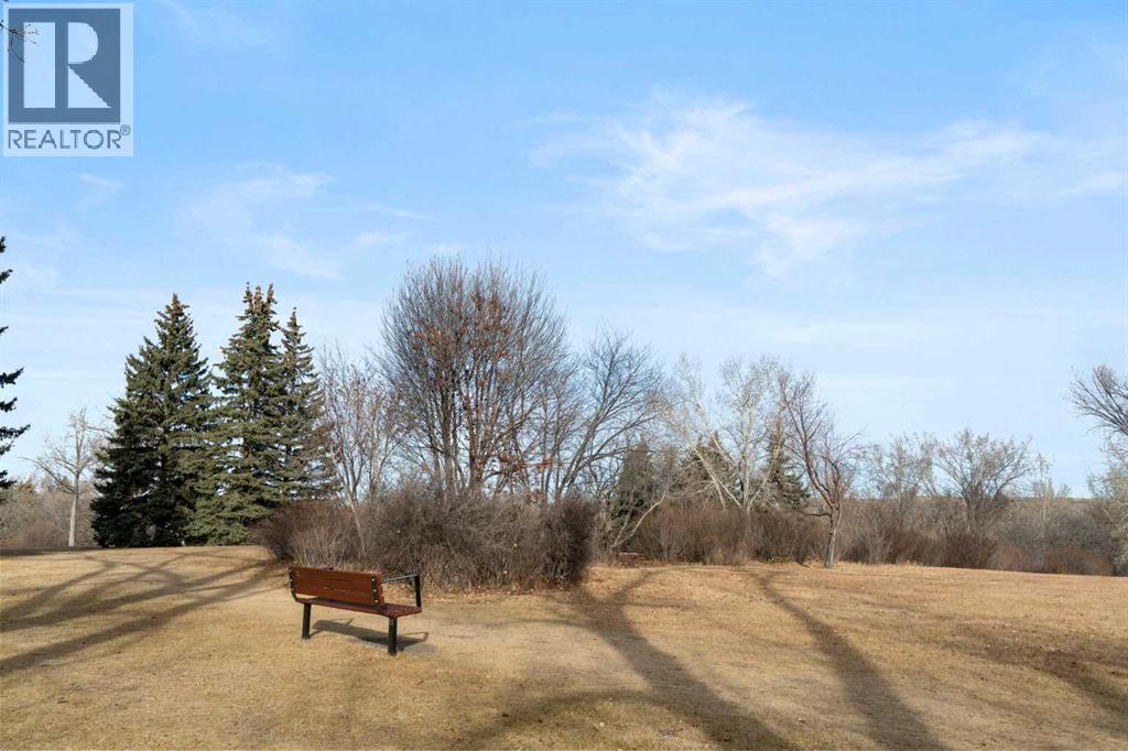 2827 Canmore Road NW