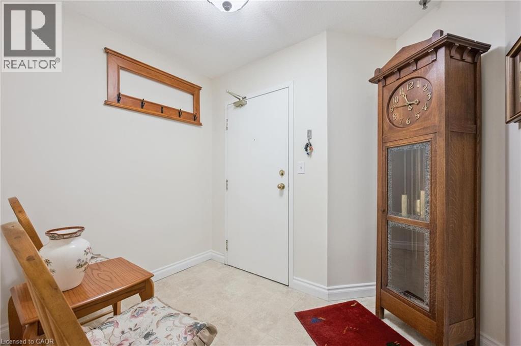 1009 QUEENSTON Road Unit# 216