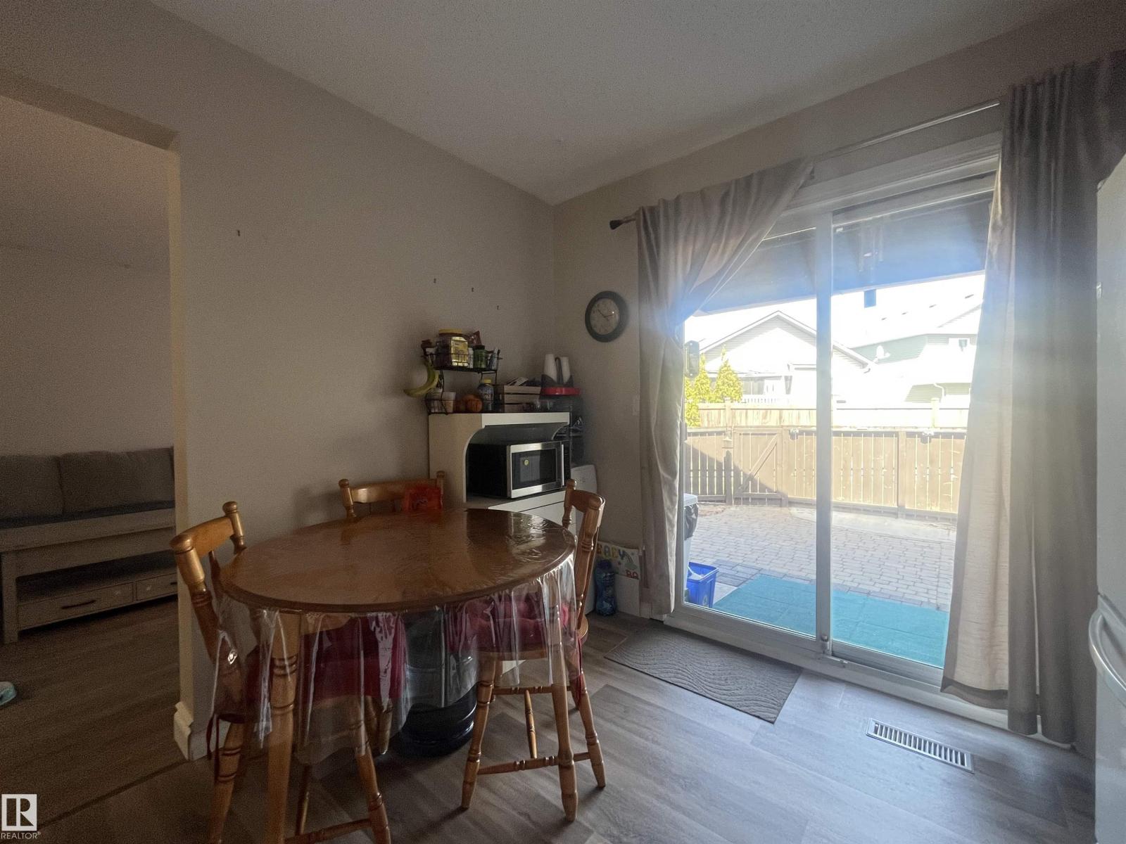 18160 96 AV NW