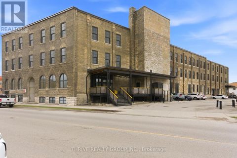 304 - 245 DOWNIE STREET Stratford ON N5A1X5