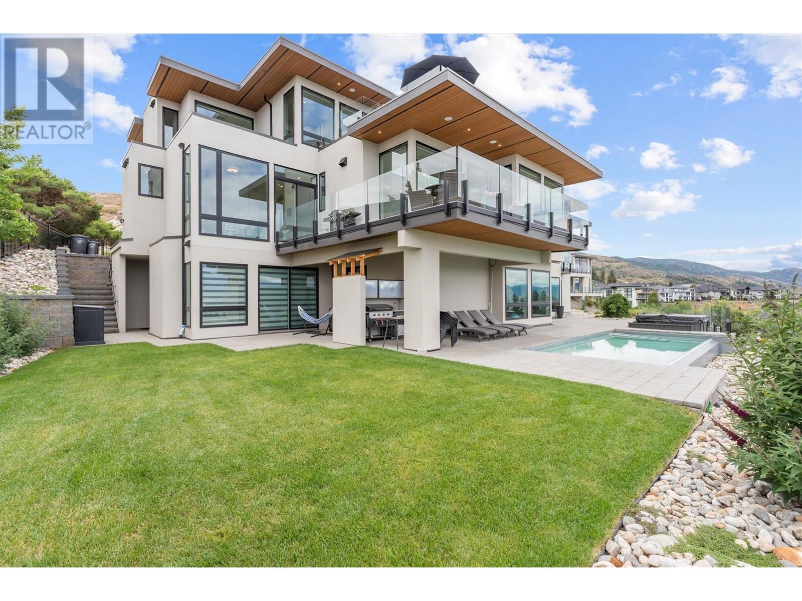 449 Swan Drive