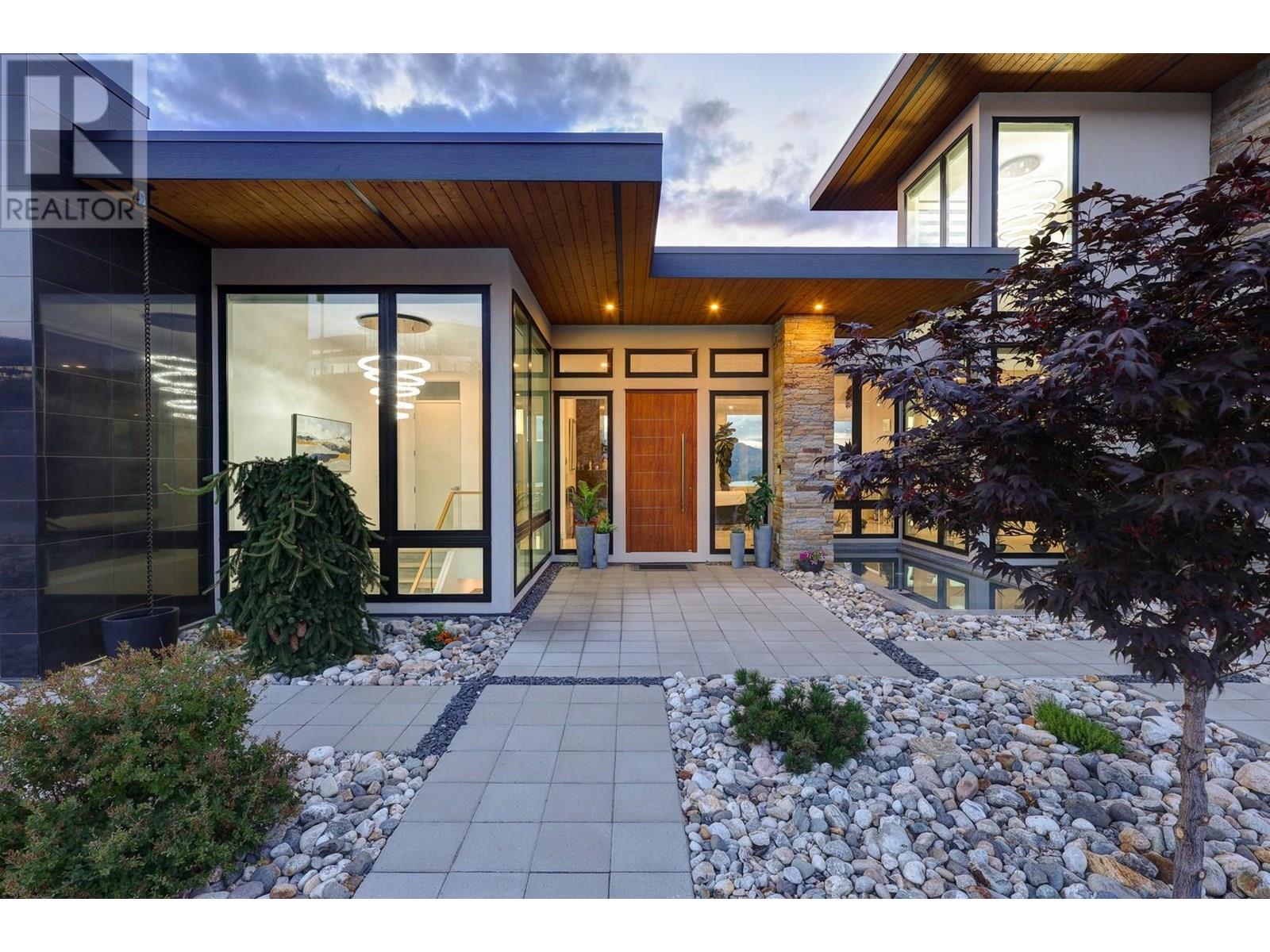 449 Swan Drive