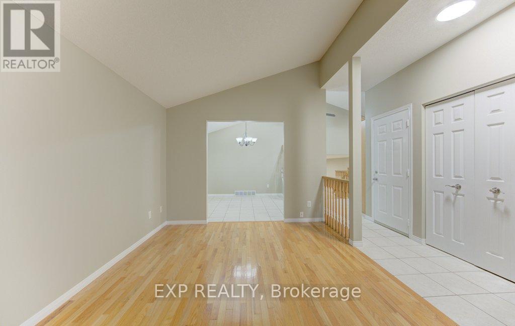 431 LAUSANNE CRESCENT