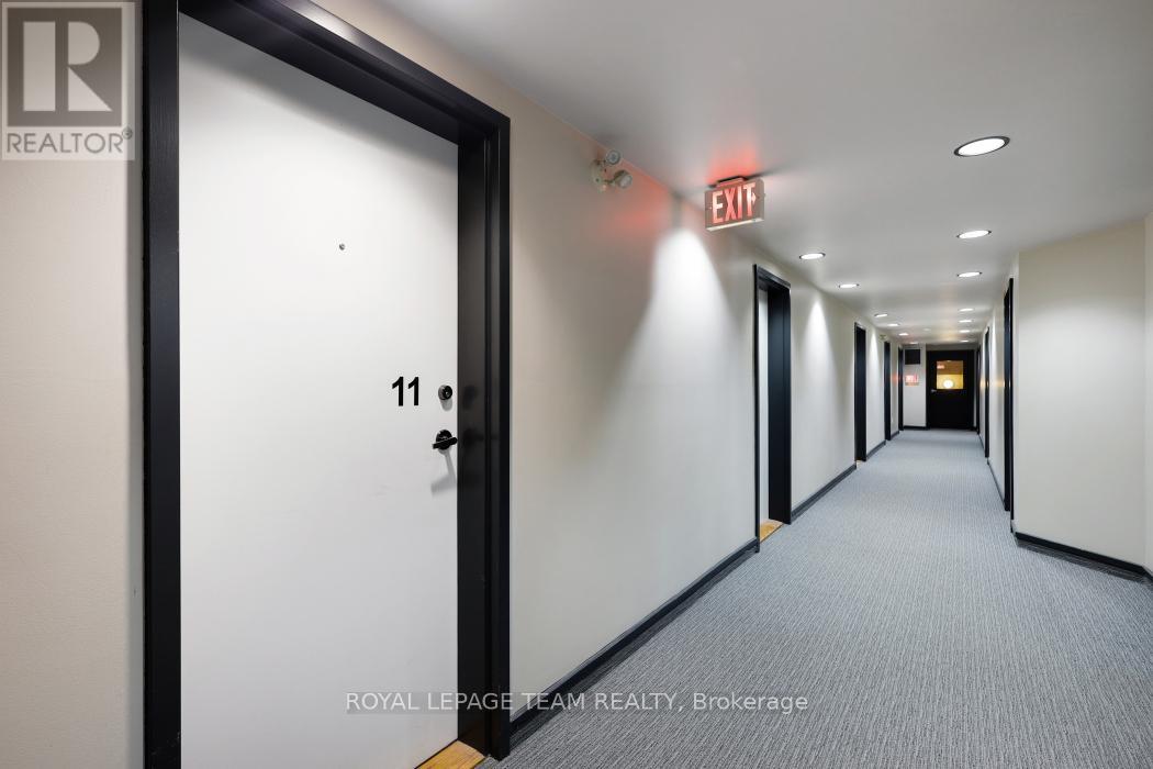 11 - 215 ST PATRICK STREET