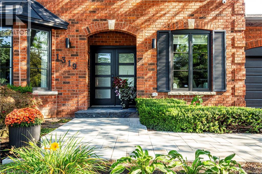 1319 GREENEAGLE Drive