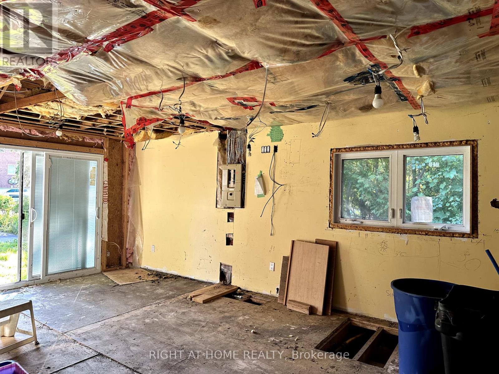 47 METROPOLITAN CRESCENT