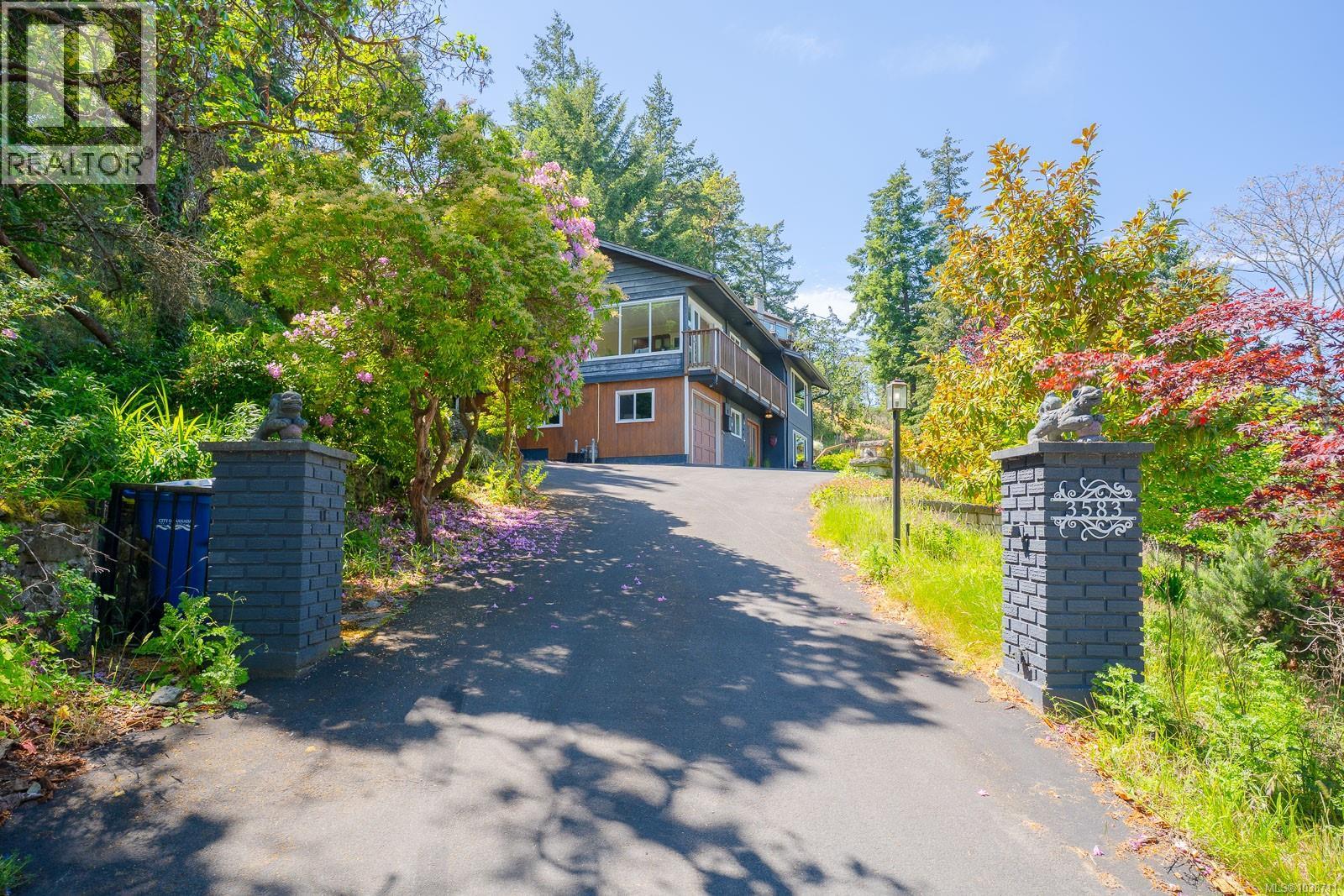 3583 Hammond Bay Rd
