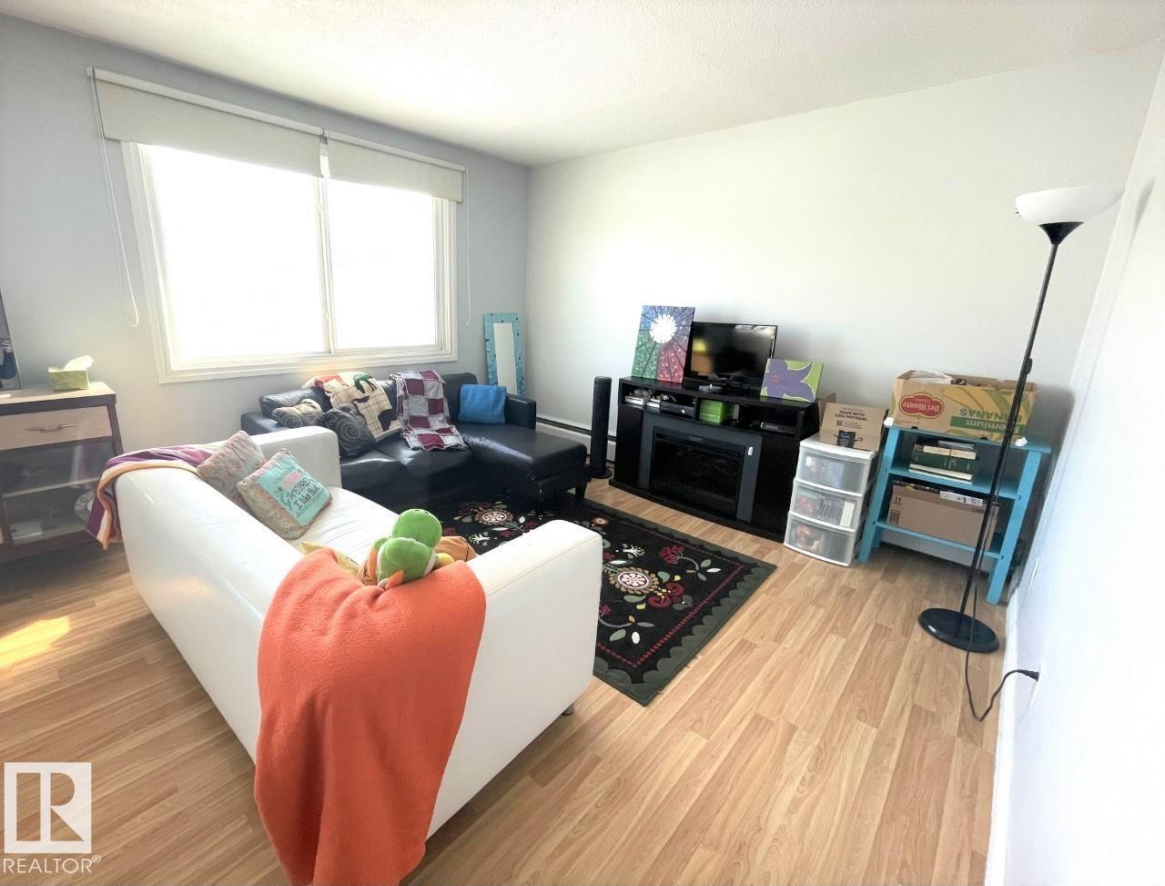 #303 12223 82 ST NW