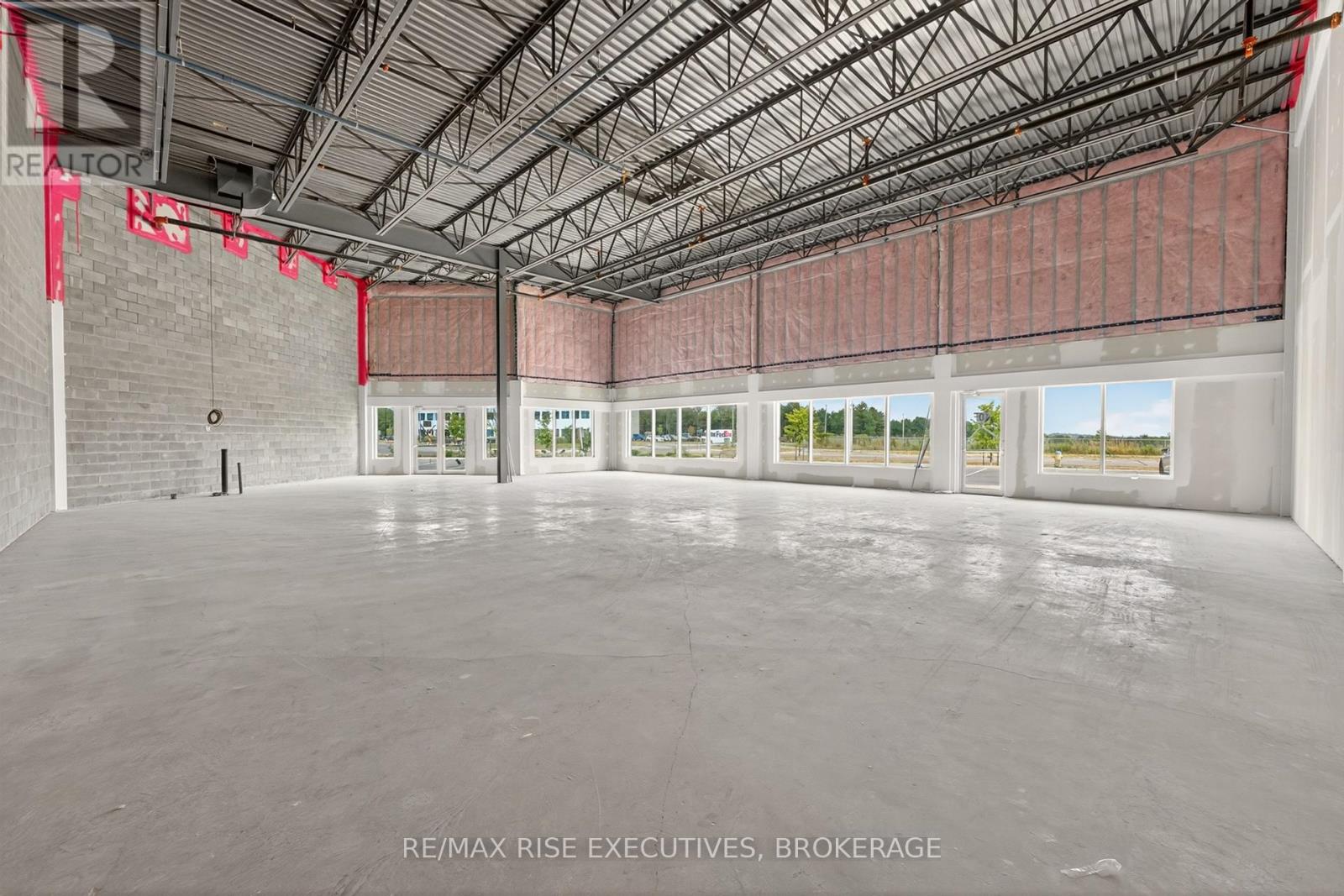 10 - 1325 CENTENNIAL DRIVE N