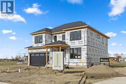 3698 FARROW AVENUE Windsor ON N8N1M2