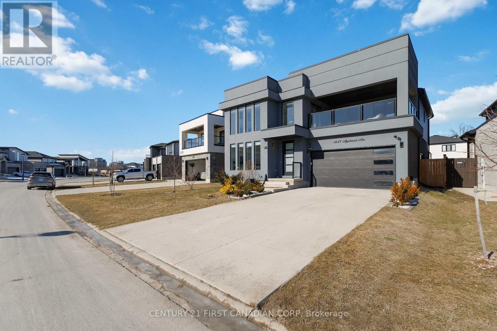 1647 APPLEROCK AVENUE