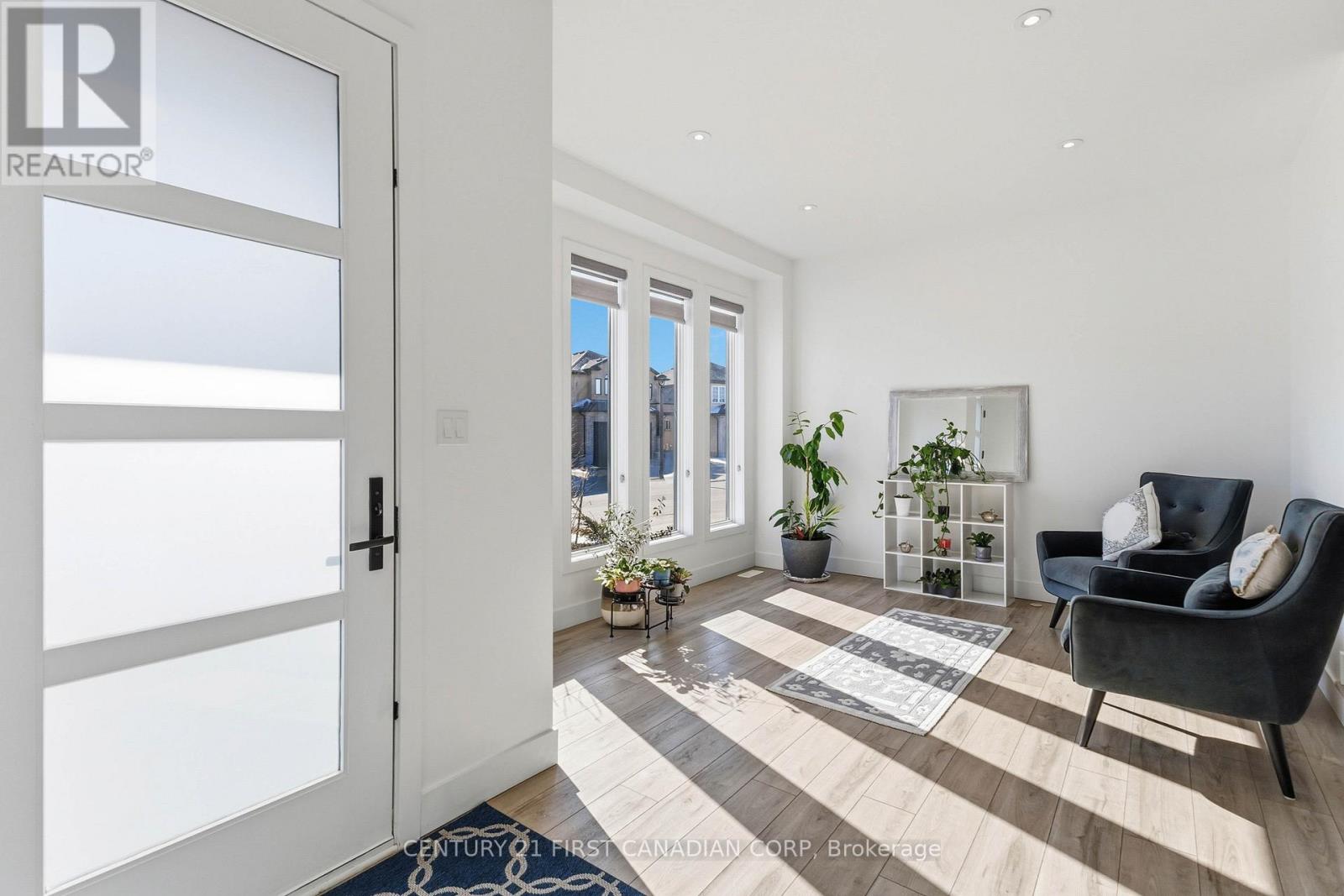 1647 APPLEROCK AVENUE