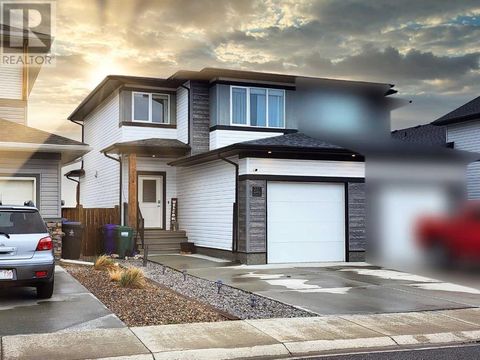 237 Crocus Terrace W Lethbridge AB T1J5B2