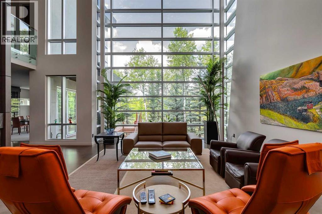 25 Posthill Drive SW