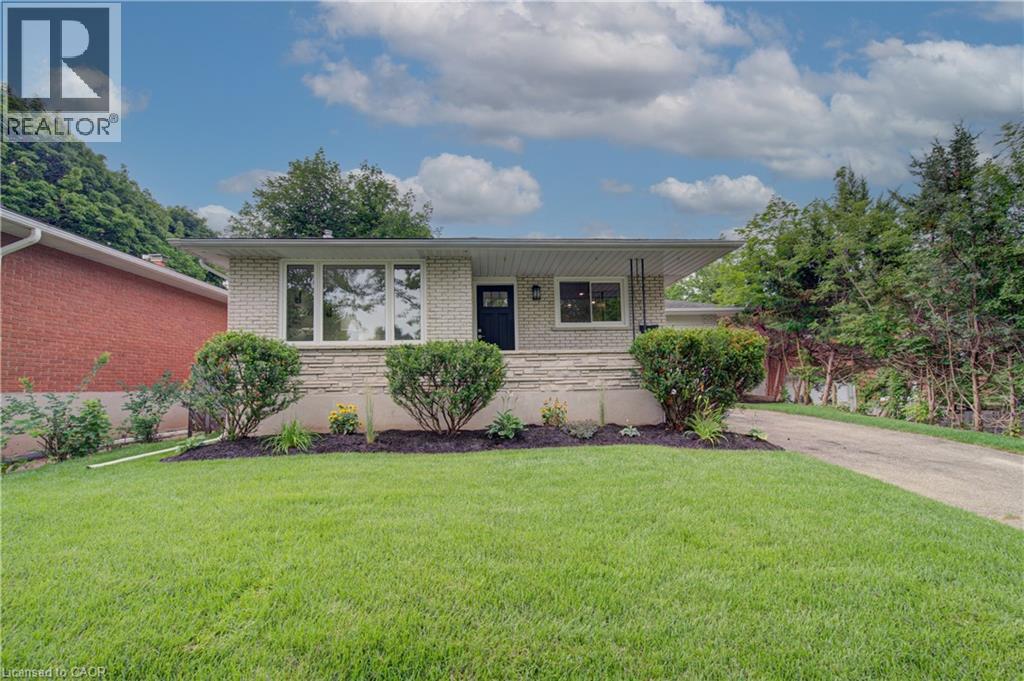 163 LYNNBROOK Crescent