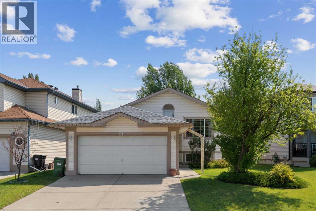 21 Citadel Crest Circle NW