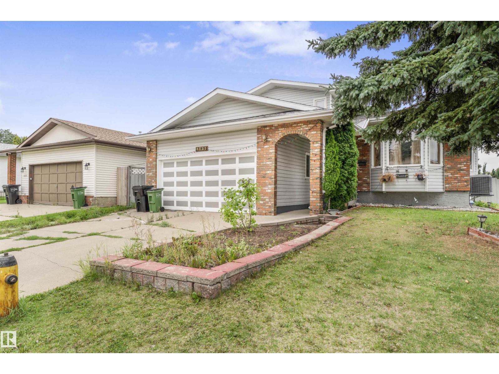 4231 32 AV NW
