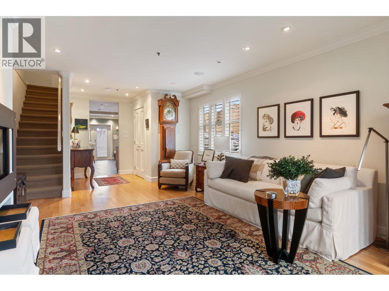 1730 KITCHENER STREET