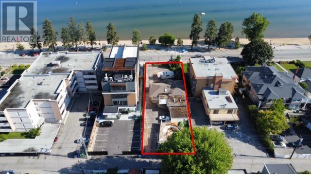 594 Lakeshore Drive