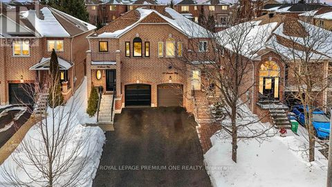 Property photo of 99 senator way, caledon (bolton north), ON l7s2s6