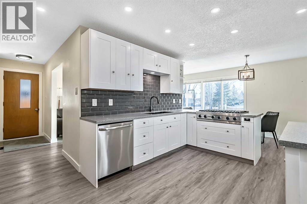 222 Springwood Place SW