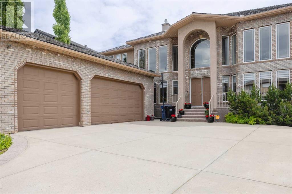 99 Arbour Vista Road NW