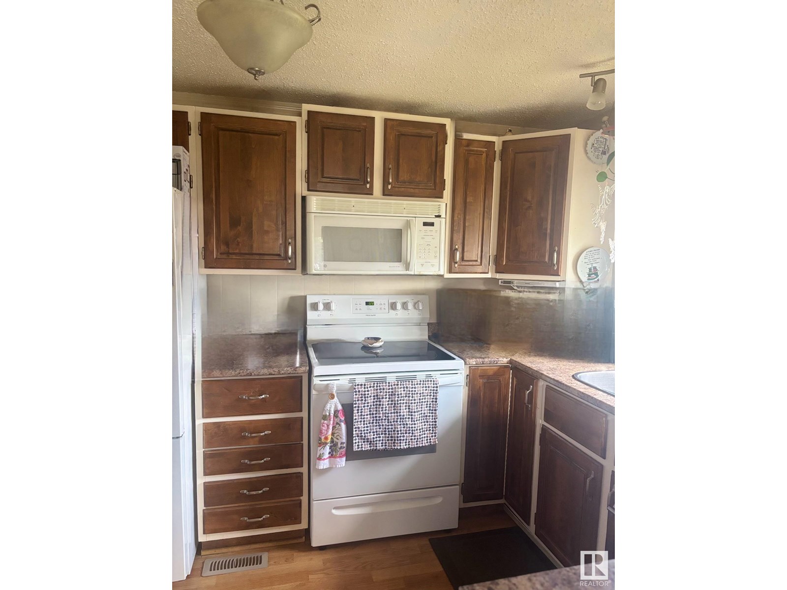 2 Oak Ridge Drive NW NW