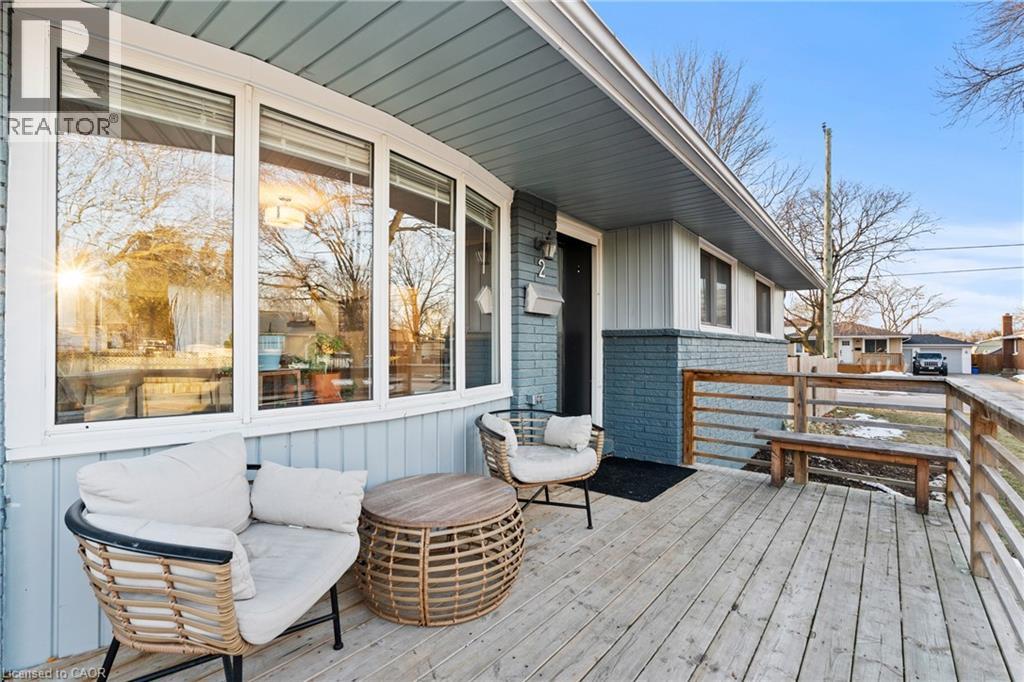 2 HIGHCOURT Crescent