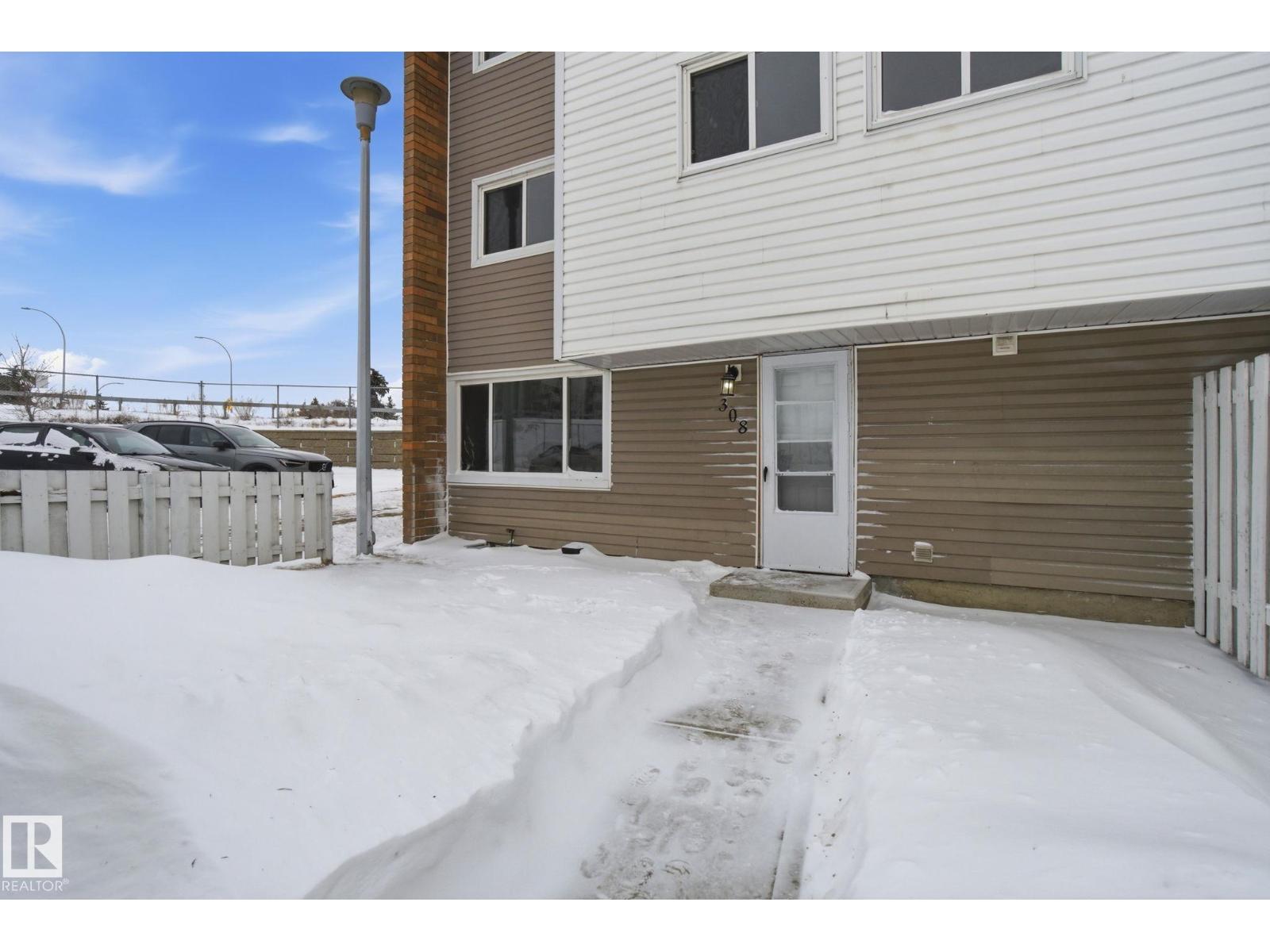 #308 2908 116A AV NW