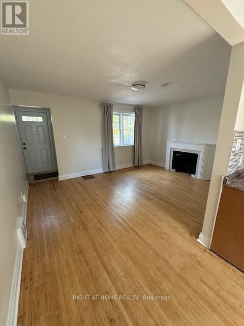 227 SHEPPARD AVENUE W