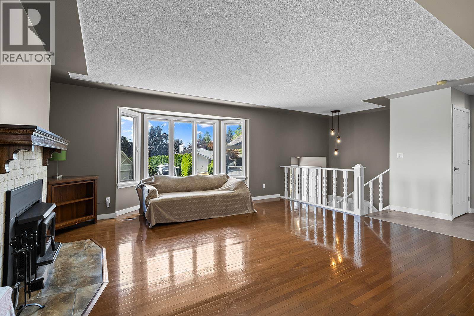 951 Montcalm Drive