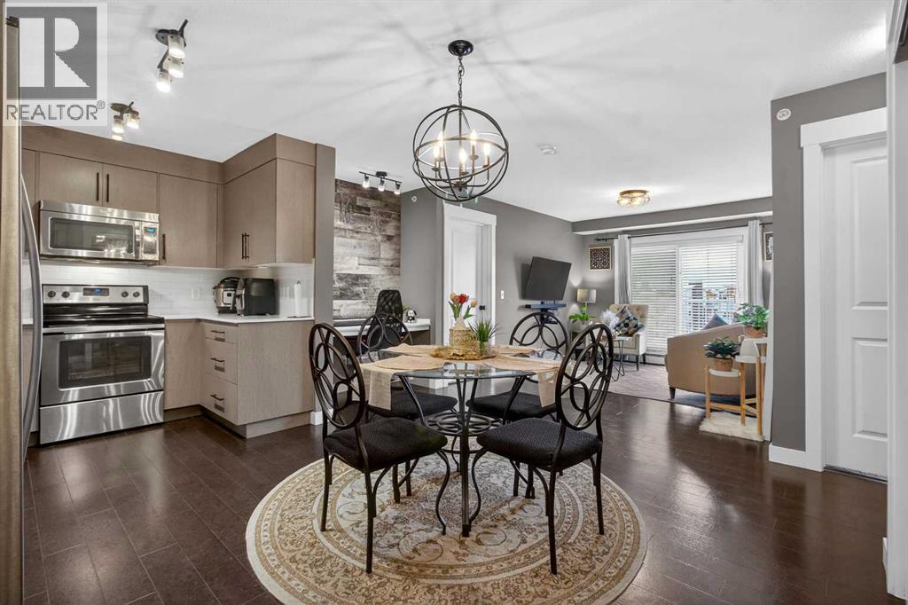 4403, 302 Skyview Ranch Drive NE