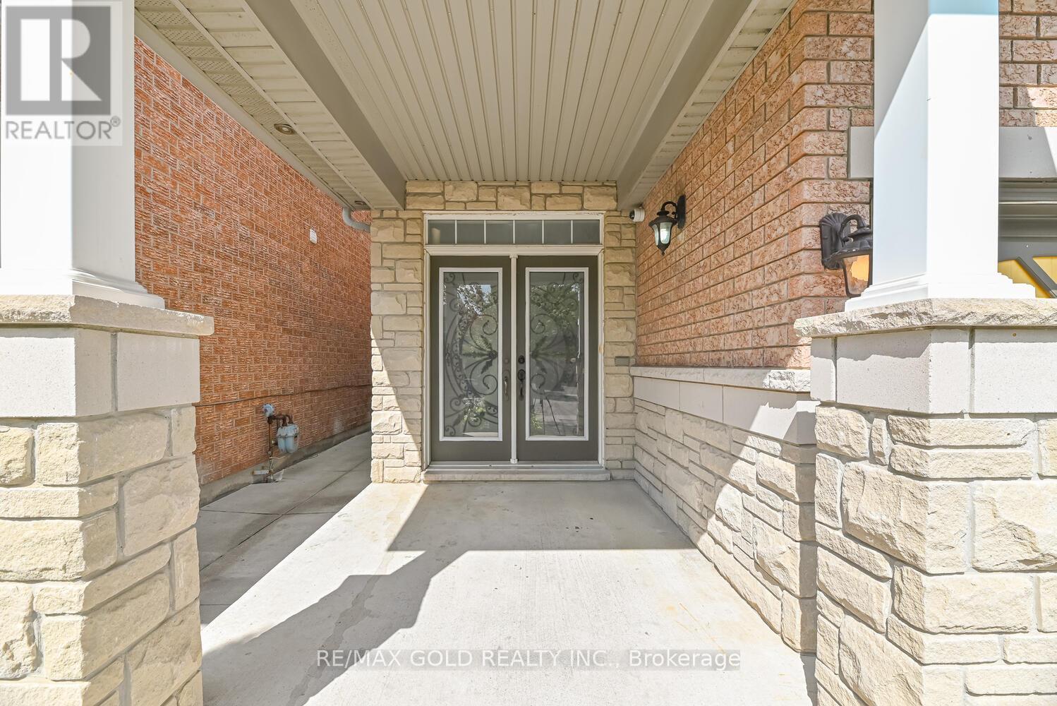 21 SUNNYVALE GATE