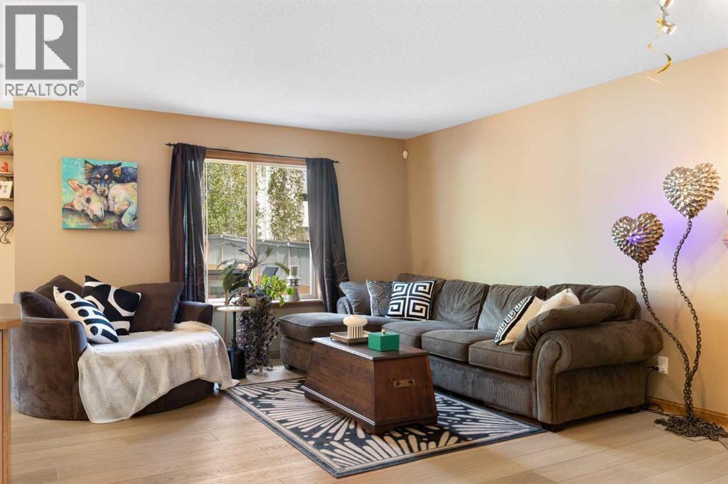 34 Tuscany Meadows Drive NW