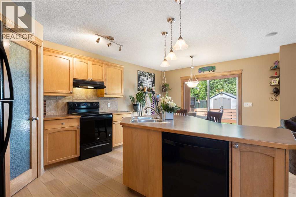 34 Tuscany Meadows Drive NW