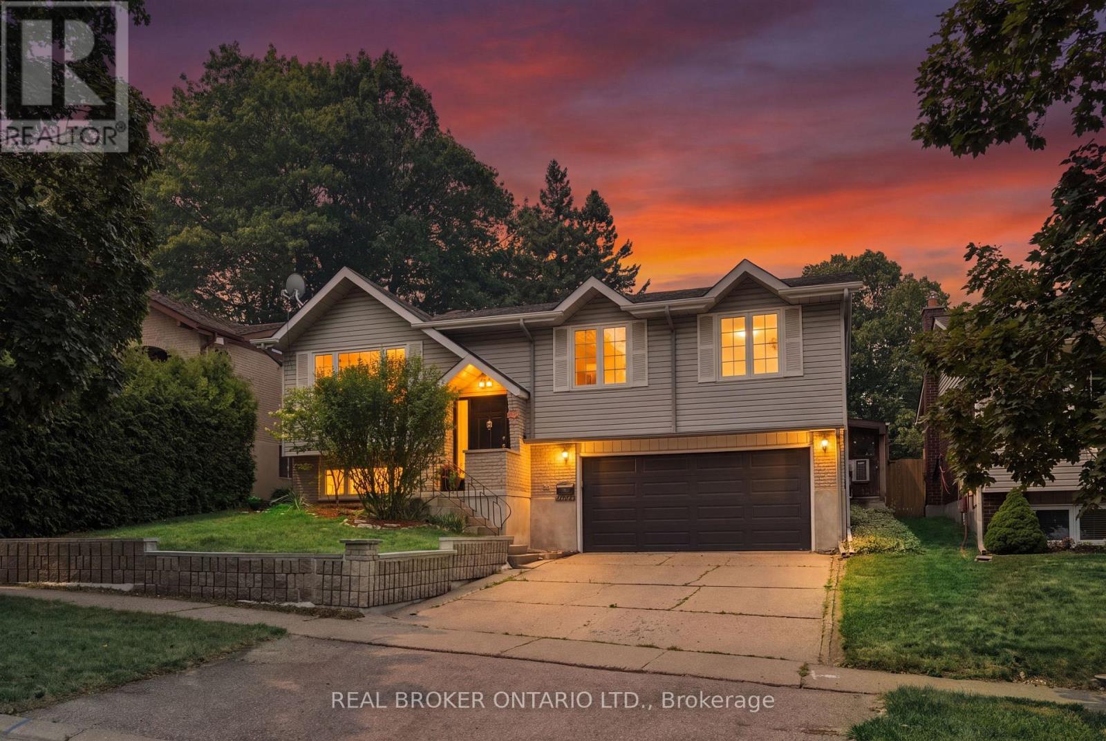 254 SOUTHWOOD DRIVE