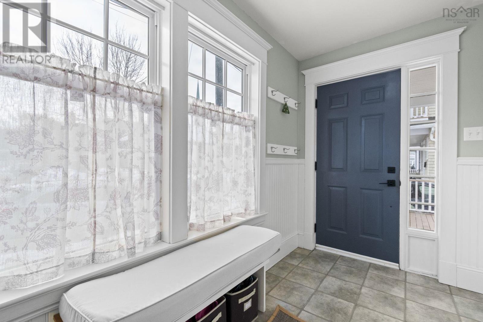 6347 Cornwall Street