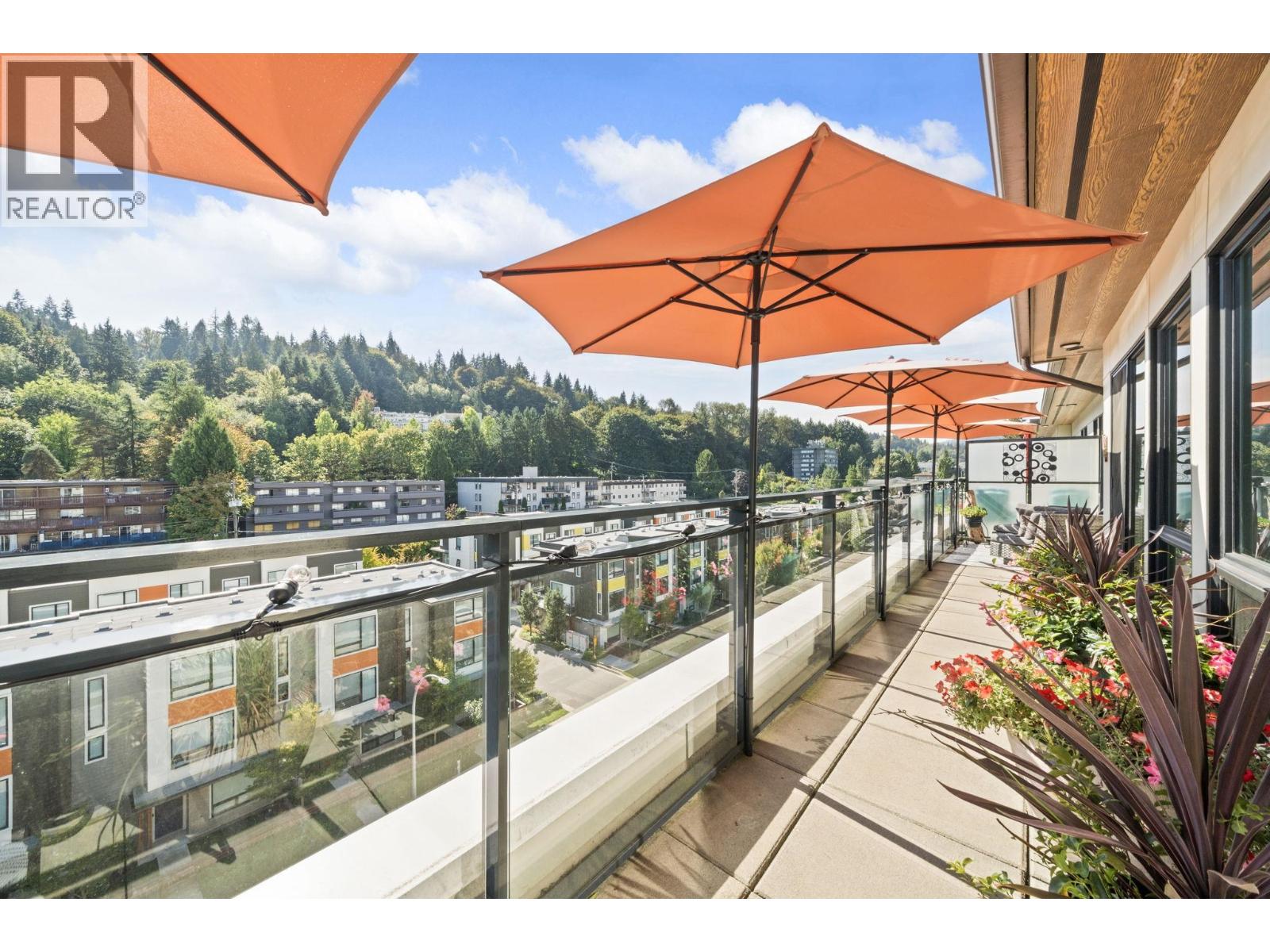 605 3038 ST GEORGE STREET