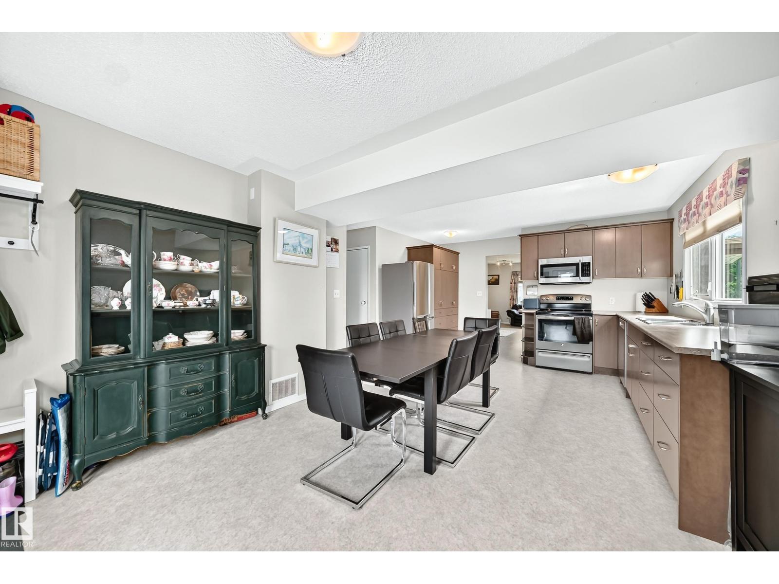 10210 154 ST NW