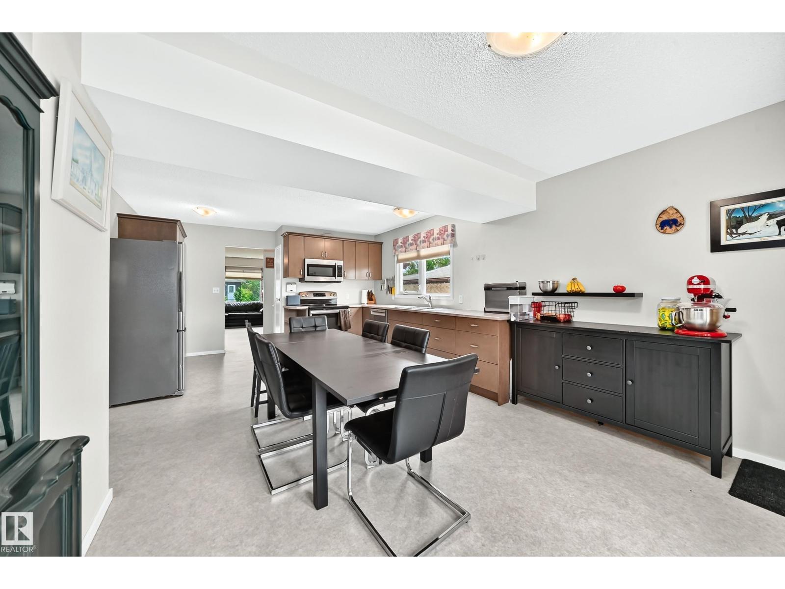 10210 154 ST NW