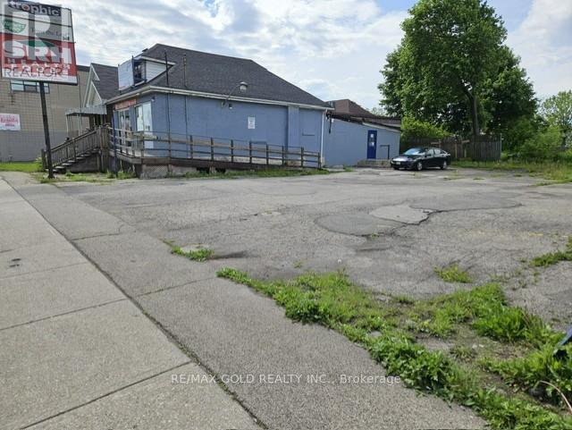 1230 BARTON STREET E