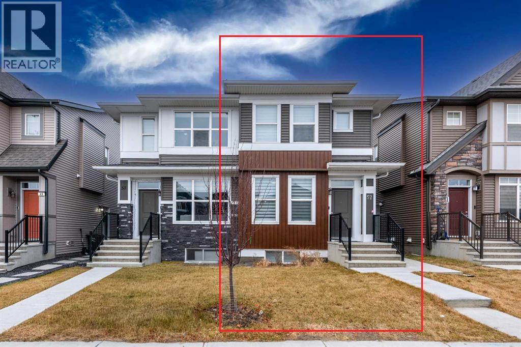 57 Corner Glen Row NE