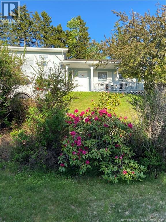 108 Winchester Drive - Photo 2