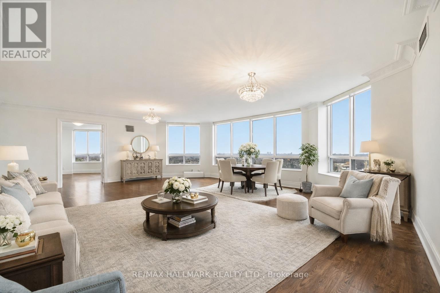 1821 - 80 HARRISON GARDEN BOULEVARD