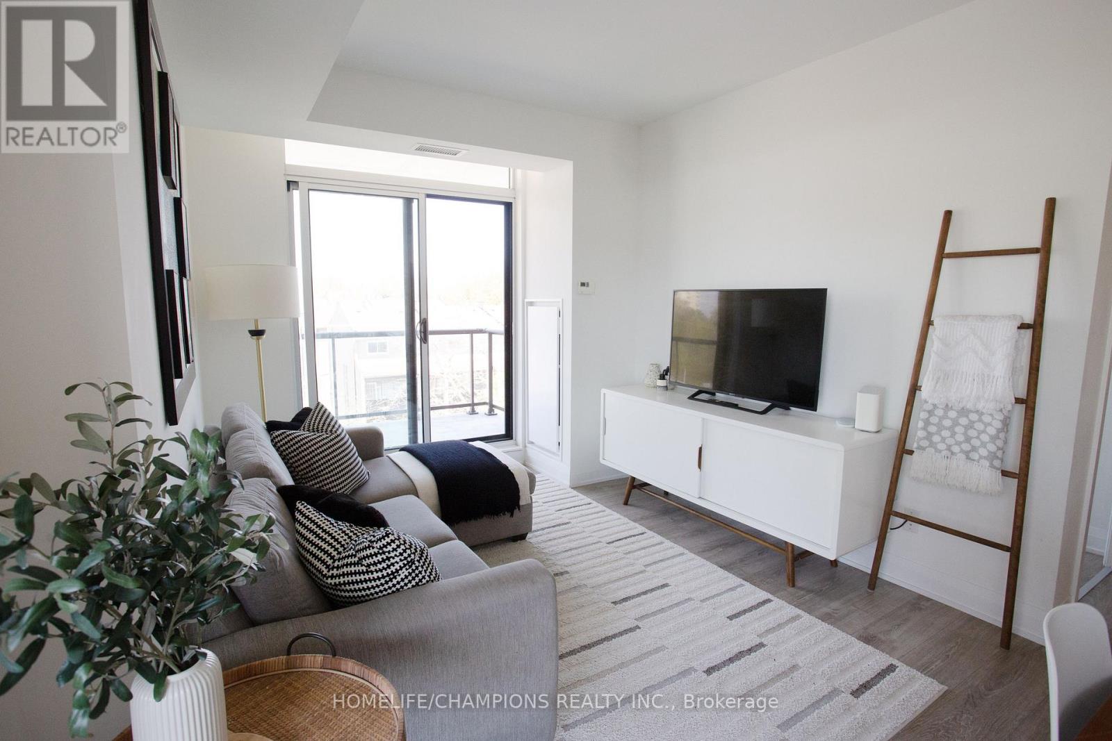 610 - 3655 KINGSTON ROAD