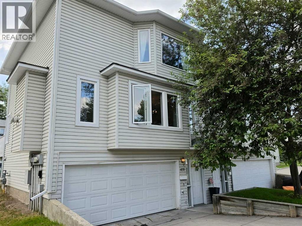 672 Killarney Glen Court SW