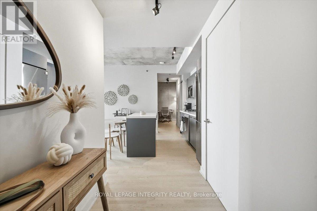 602 - 203 CATHERINE STREET