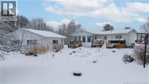 13 Cougle Road Sussex Corner NB E5P3N6